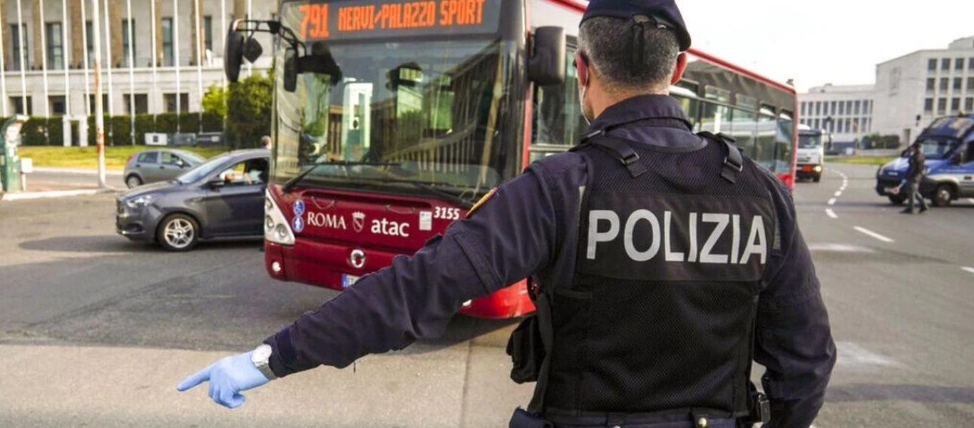 Ιταλία: Ως και 1000 ευρώ πρόστιμο σε επιβάτες μέσων συγκοινωνίας χωρίς green pass